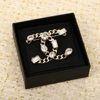 24C Double C Brooch  24usd 