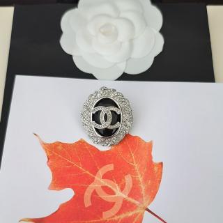Platinum full diamond oval brooch  11usd